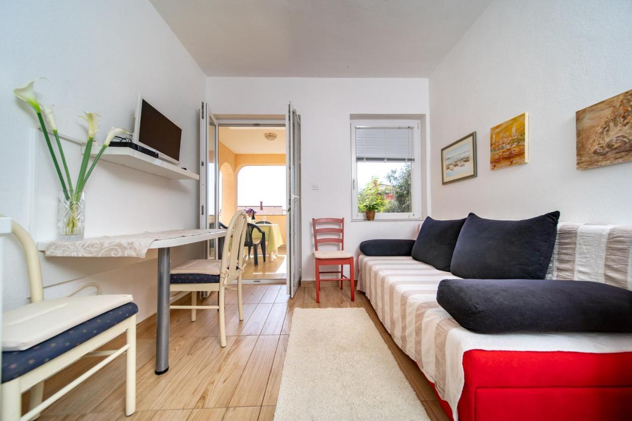 Barbat na Rabu Apartmani Milena מראה חיצוני תמונה