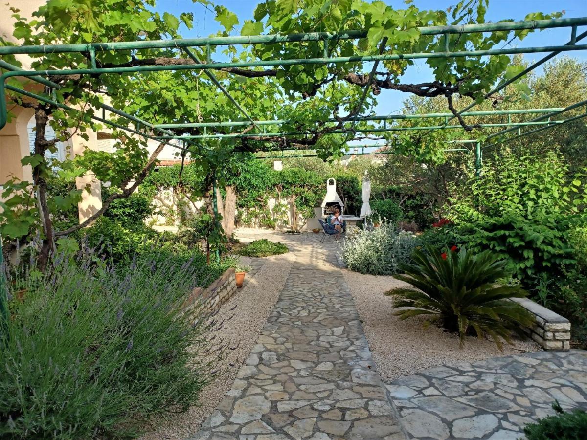 Barbat na Rabu Apartmani Milena מראה חיצוני תמונה