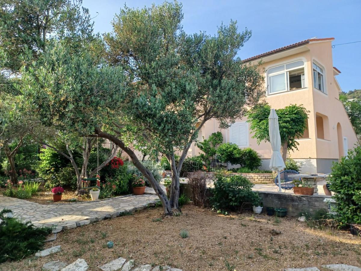 Barbat na Rabu Apartmani Milena מראה חיצוני תמונה